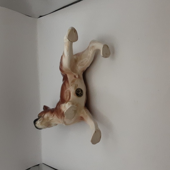 Vintage Wales Porcelain Boxer Dog Figurine Made in Japan - Picture 6 of 9